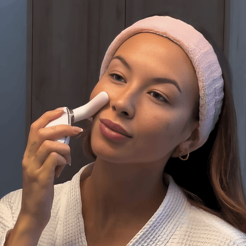 Facelift apparaat voor thuisgebruik – Novani LED beauty device voor glow en V-face